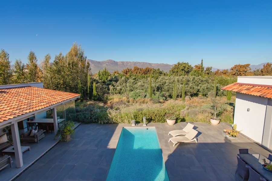 4 Bedroom Property for Sale in Winelands Western Cape